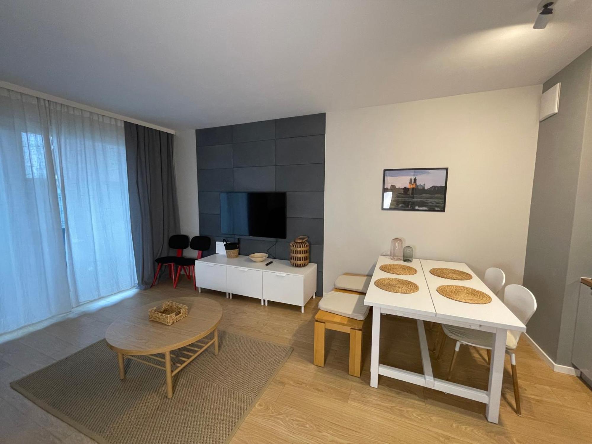Essence Lux Apartment, Free Parking, Self Check-In 24H Poznan Dış mekan fotoğraf